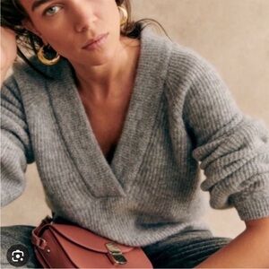 NWT Sézane Cody Light Gray V-Neck Sweater jumper baby alpaca size M